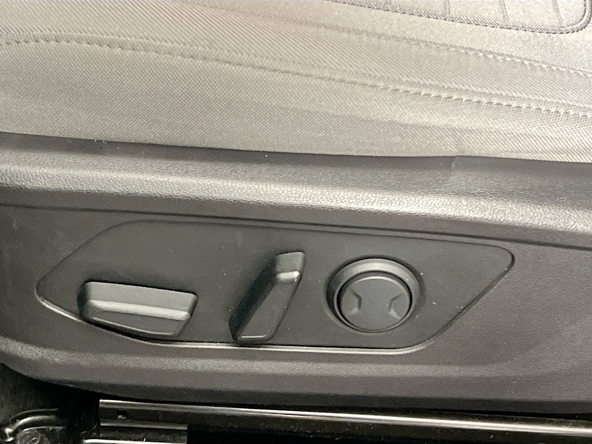 Used 2022 Hyundai Santa Cruz SEL image 15