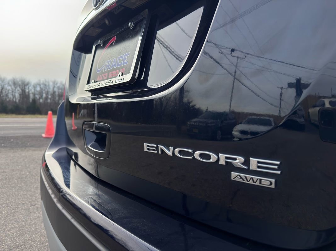 Used 2021 Buick Encore Preferred image 35