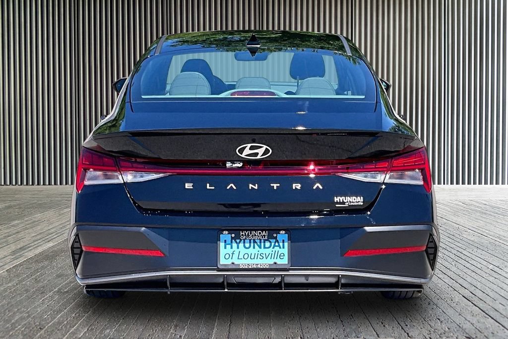 New 2026 Hyundai Elantra Sport FWD image 4