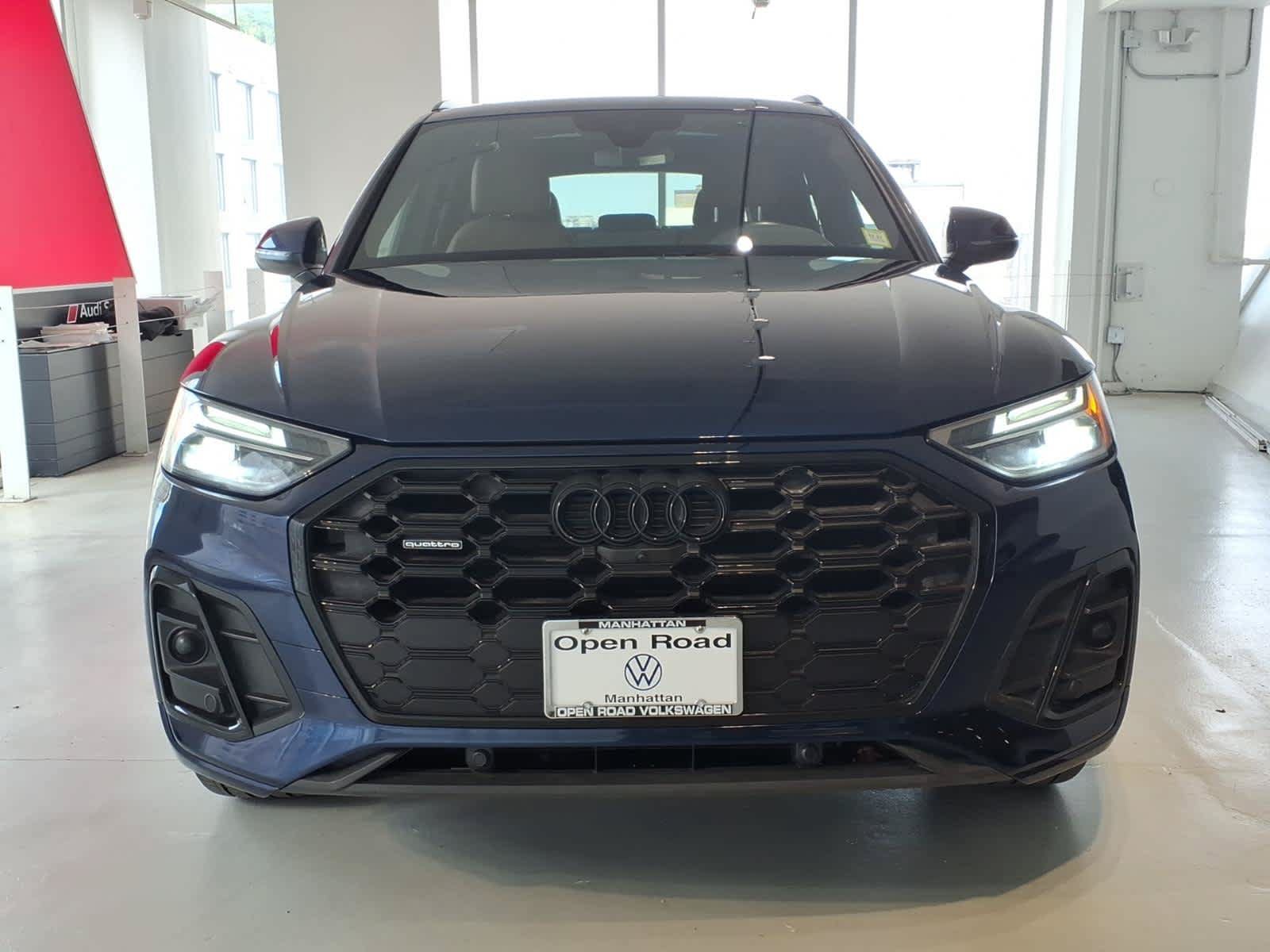 Used 2023 Audi Q5 2.0T Premium Plus w/ Premium Plus Package AWD/4WD image 2