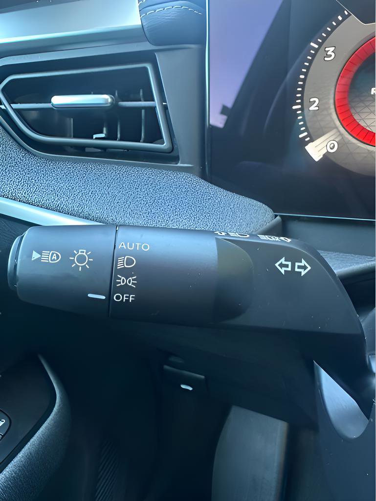 Used 2026 Nissan Kicks SV w/ SV Premium Package AWD/4WD image 20