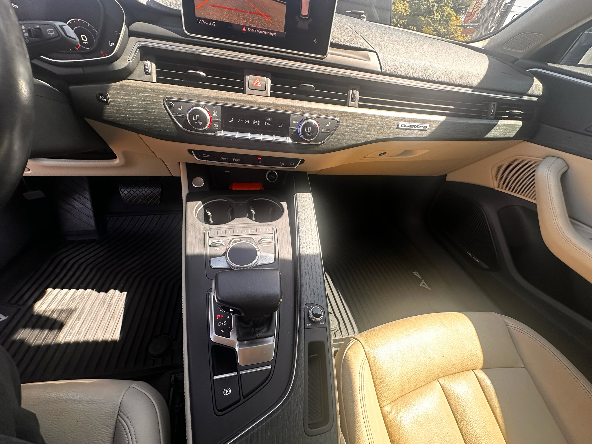 Used 2018 Audi A4 2.0T allroad Prestige w/ Prestige Package image 17