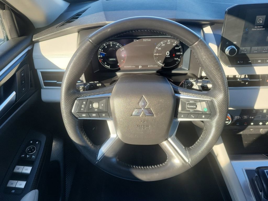 Used 2023 Mitsubishi Outlander SEL image 16