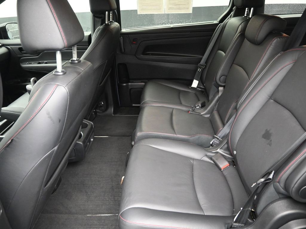 Used 2024 Honda Odyssey Sport image 13