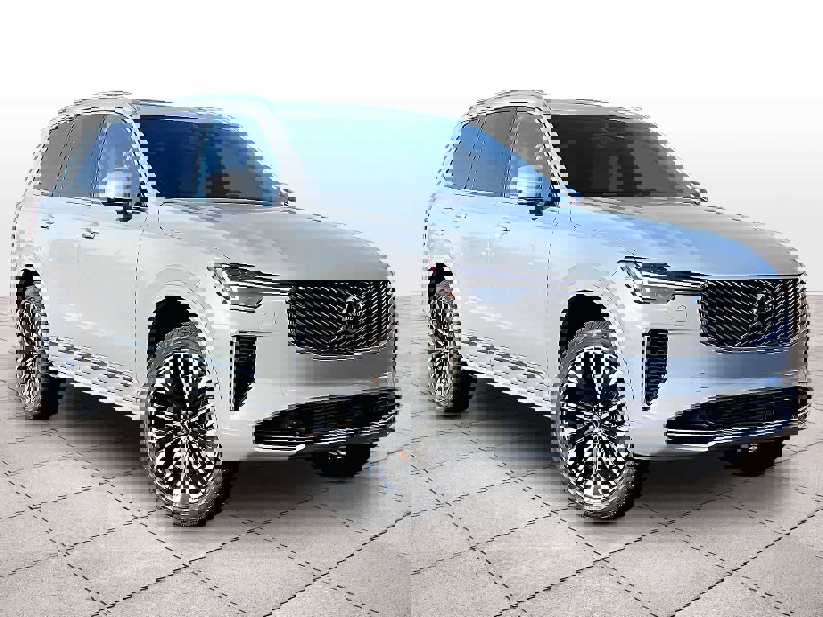 New 2026 Volvo XC90 T8 Plus w/ Protection Package Premier image 2