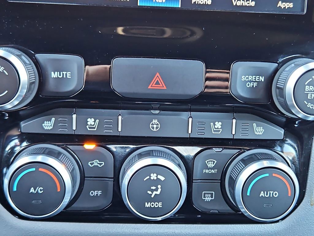 Used 2024 RAM 1500 Laramie image 20