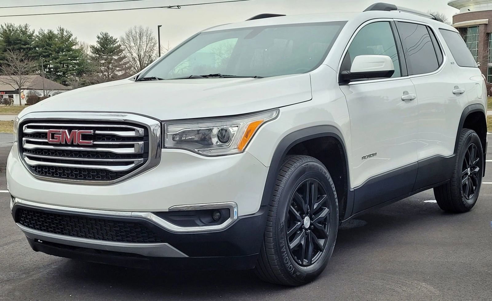 Used 2019 GMC Acadia SLT w/ LPO, Floor Liner Package