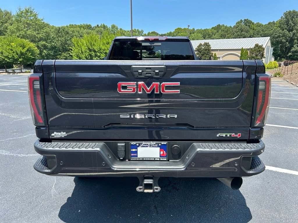 Used 2024 GMC Sierra 3500 AT4 w/ Technology Package AWD/4WD image 25