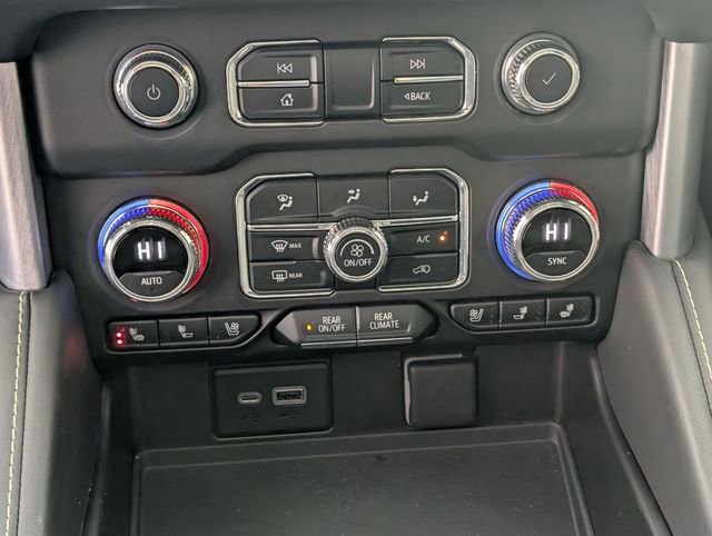 Used 2023 GMC Yukon SLT image 24