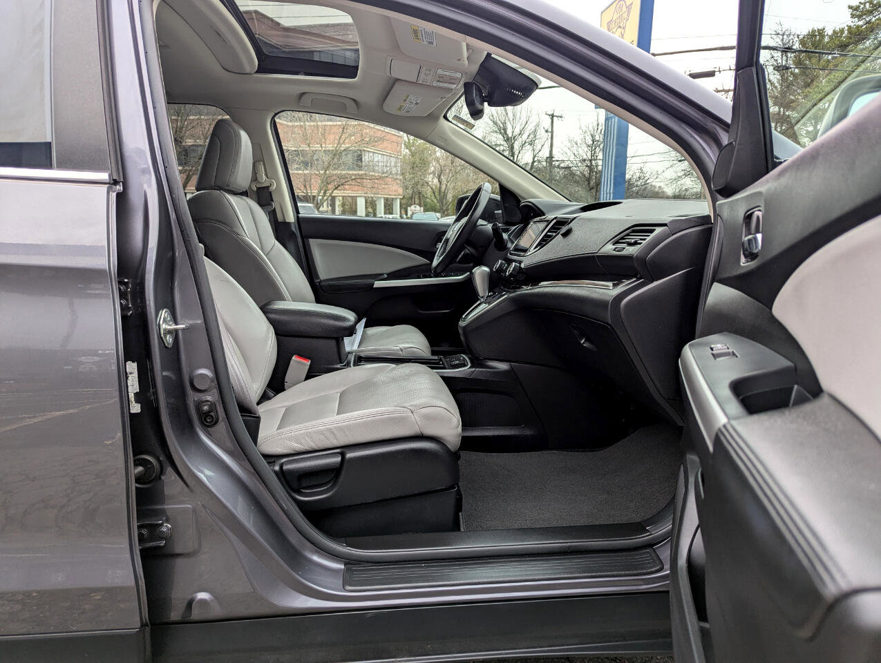 Used 2016 Honda CR-V Touring image 34