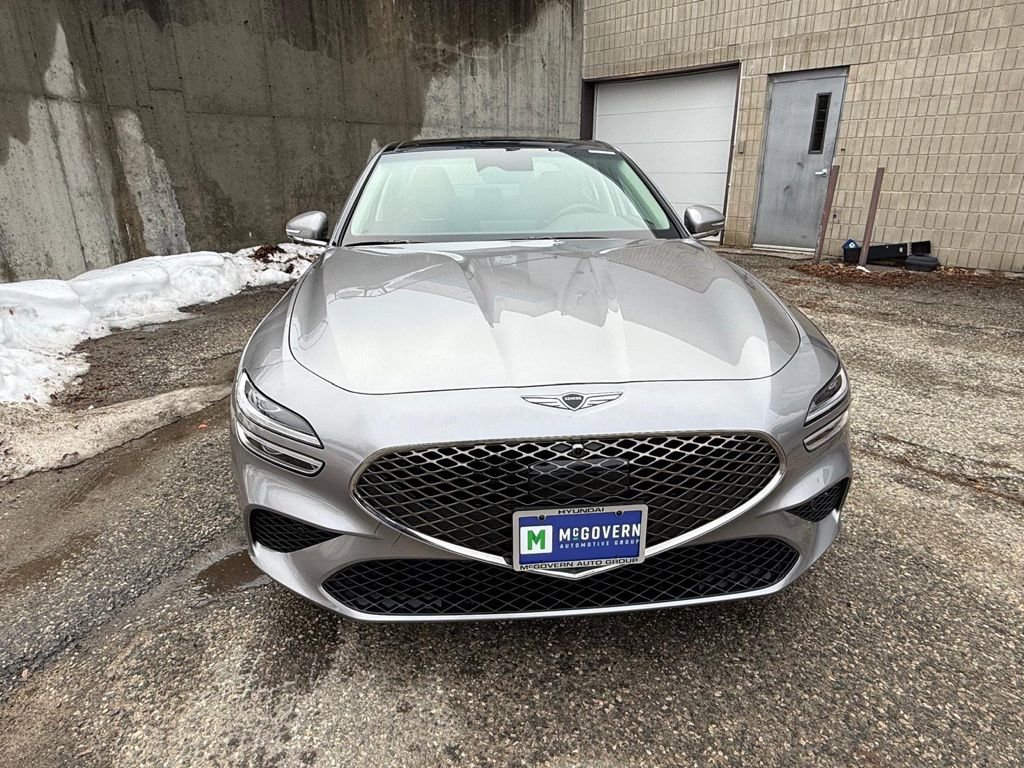 Used 2026 Genesis G70 2.5T Prestige image 9