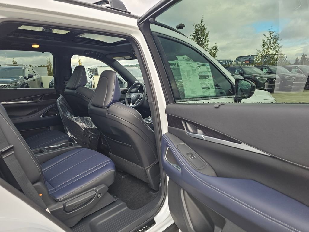 New 2026 INFINITI QX60 Sport image 14