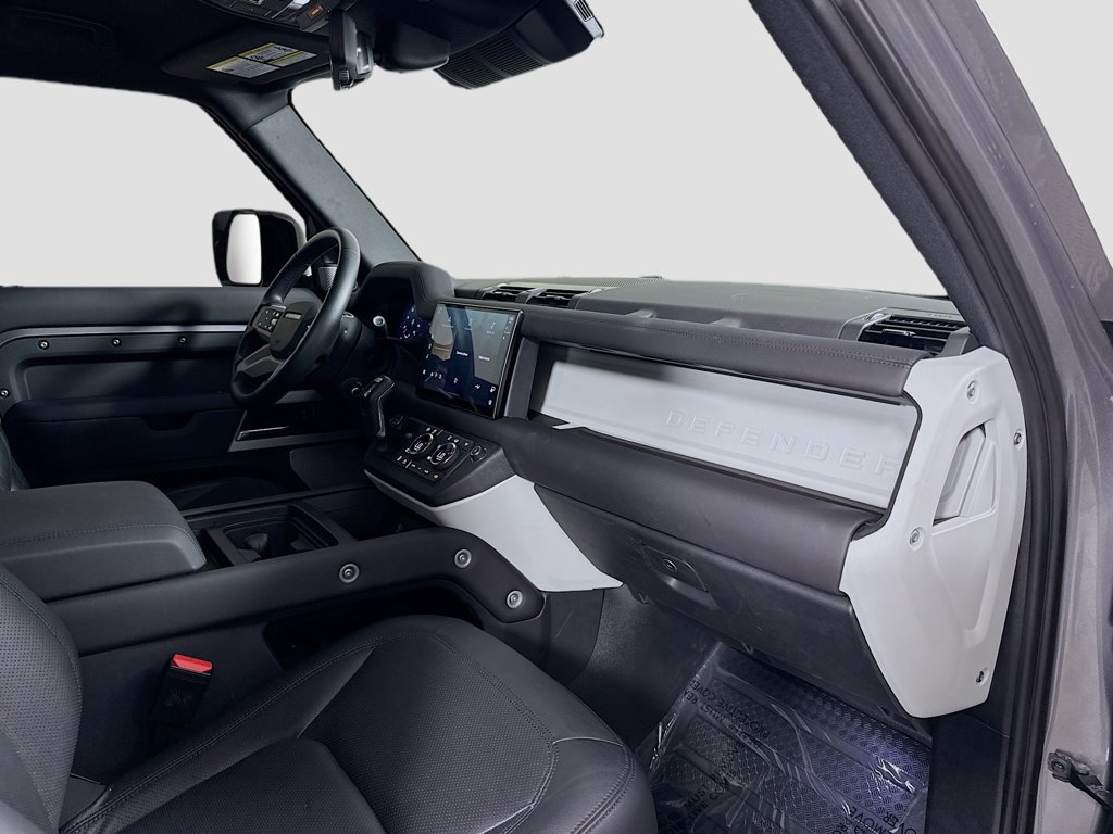 Certified 2024 Land Rover Defender 130 S AWD/4WD image 31