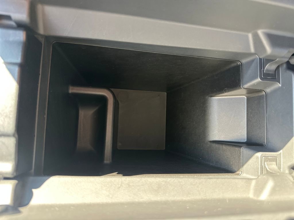 Used 2023 Nissan Rogue SV image 24