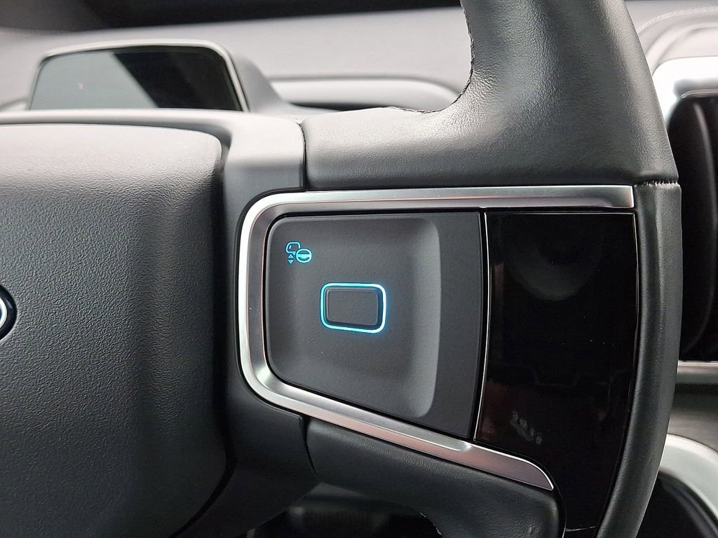 Certified 2025 Ford Expedition Max Platinum image 24