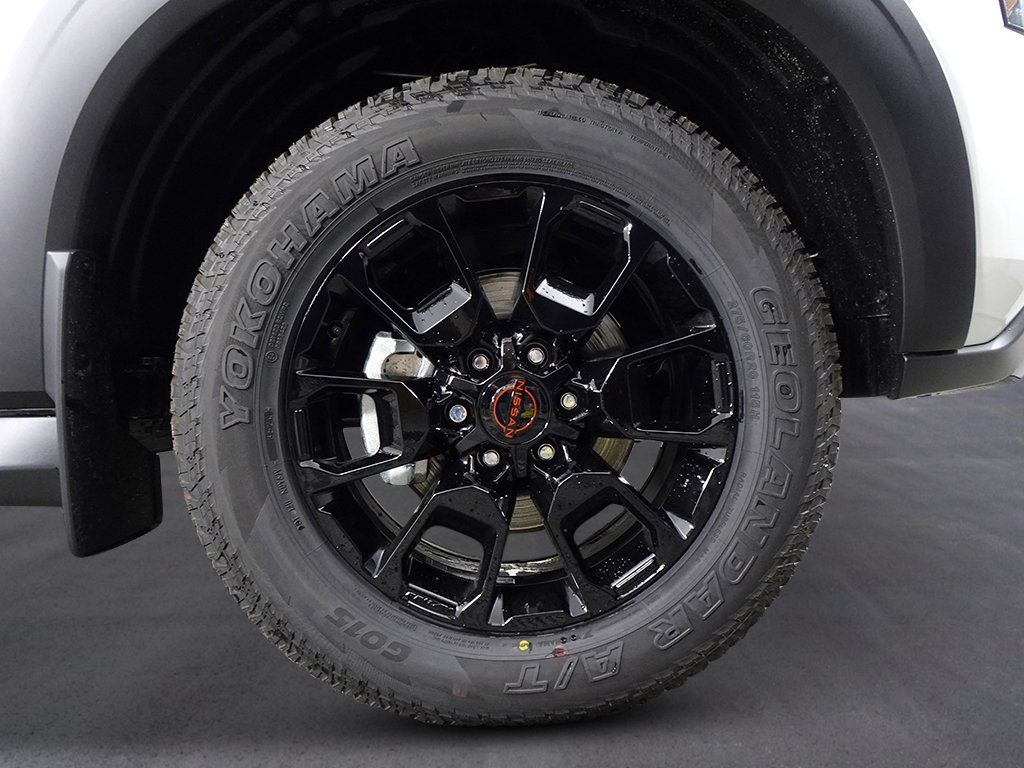 New 2026 Nissan Armada PRO-4X w/ Captain's Chari Seat Package AWD/4WD image 9