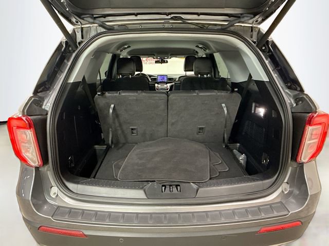 Used 2022 Ford Explorer XLT w/ Equipment Group 202A image 26