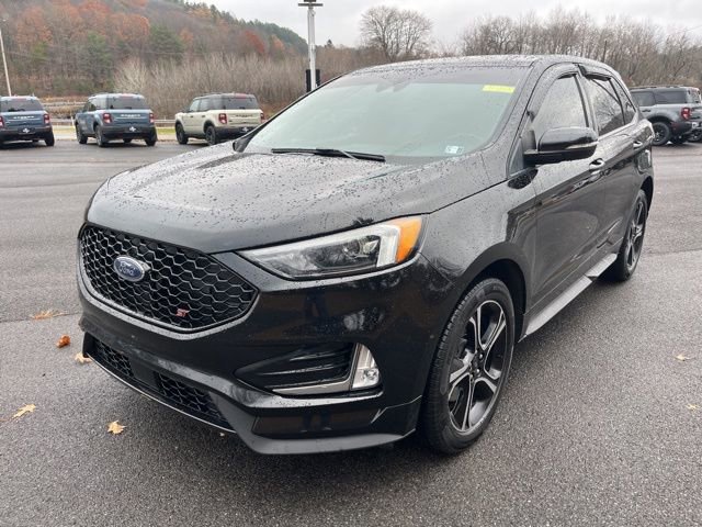 Used 2019 Ford Edge ST w/ Cold Weather Package image 10