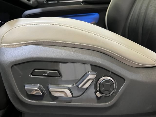 Used 2024 Kia EV9 GT-Line AWD/4WD image 17