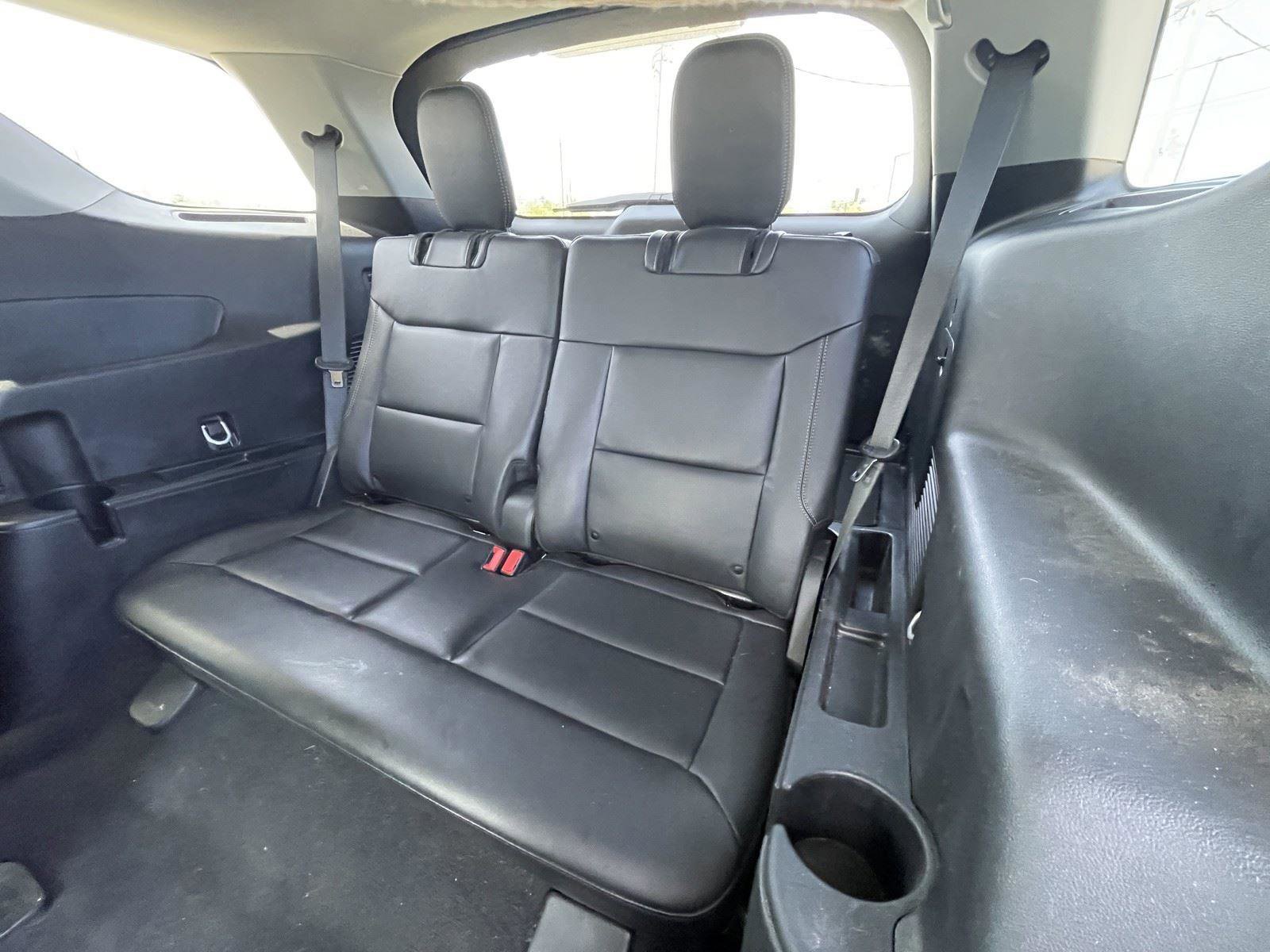Used 2023 Ford Explorer XLT w/ Equipment Group 202A image 36