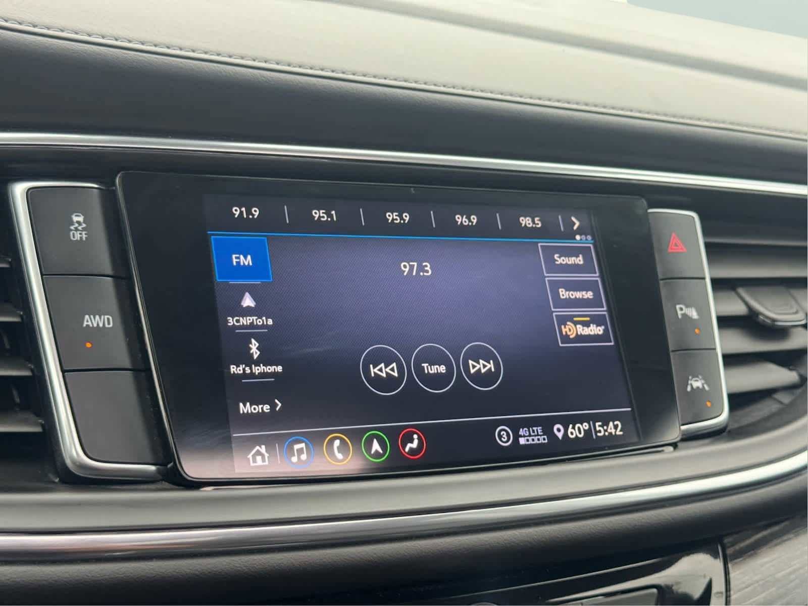 Used 2021 Buick Enclave Avenir image 23