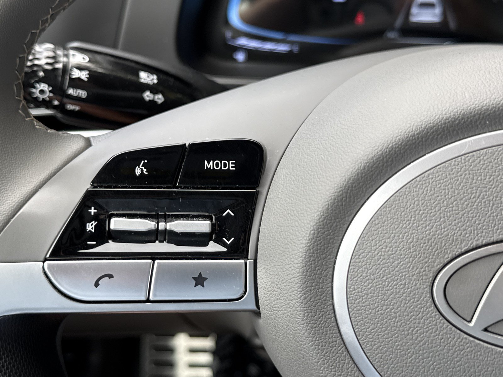 Certified 2026 Hyundai Elantra Sport FWD image 20