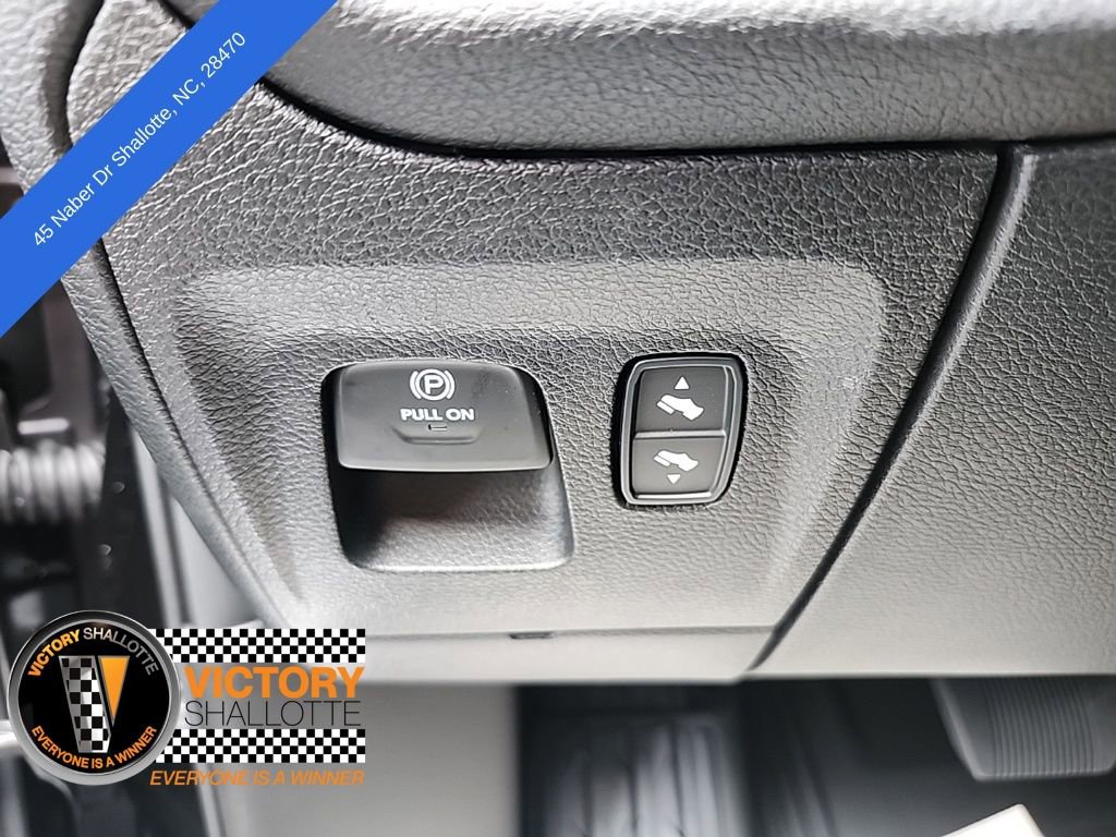 New 2026 RAM 1500 4x4 Crew Cab image 25