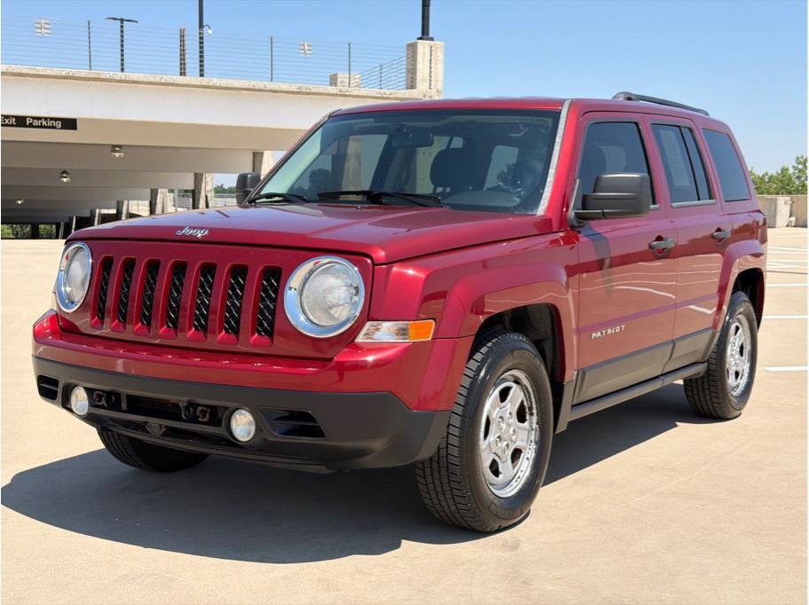Used 2014 Jeep Patriot Sport FWD image 3