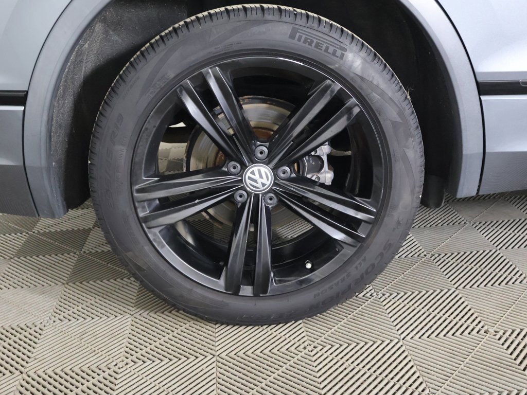 Used 2019 Volkswagen Tiguan SEL Premium R-Line image 20