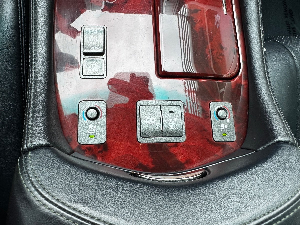 Used 2007 Lexus LS 460 RWD image 28