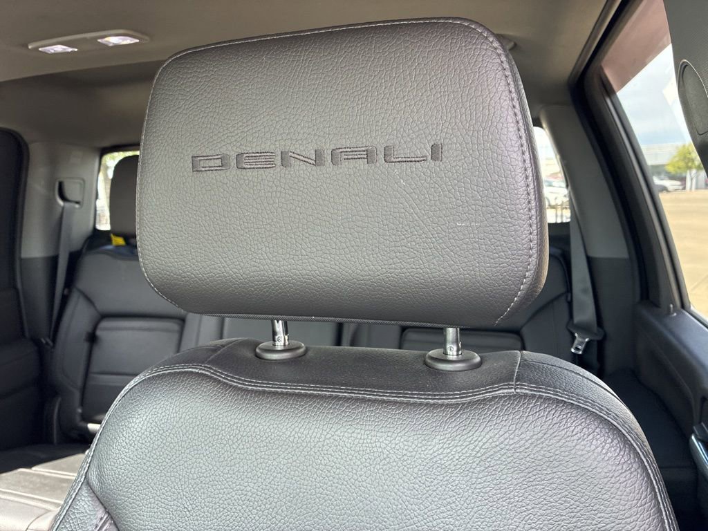 Used 2022 GMC Sierra 2500 Denali w/ Denali Ultimate Package image 8