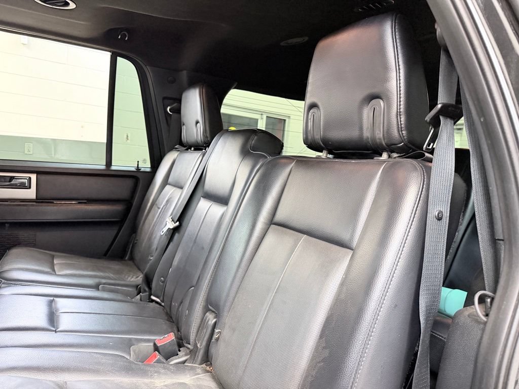 Used 2015 Ford Expedition EL Limited w/ Equipment Group 301A AWD/4WD image 24