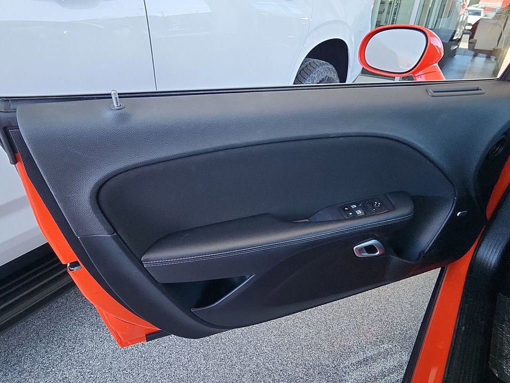 Used 2023 Dodge Challenger SXT image 20