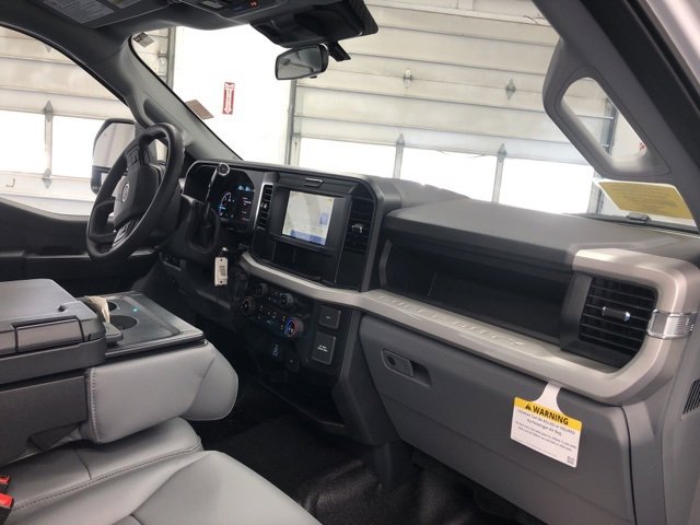 New 2026 Ford F550 2WD Regular Cab Super Duty image 11