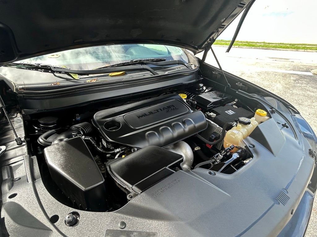 Used 2019 Jeep Cherokee Limited image 30