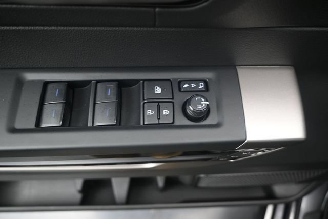 Used 2024 Toyota Tundra Limited AWD/4WD image 10