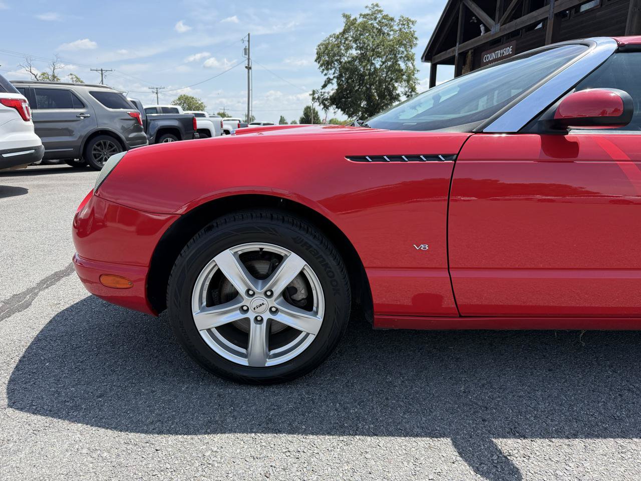 Used 2002 Ford Thunderbird RWD image 29