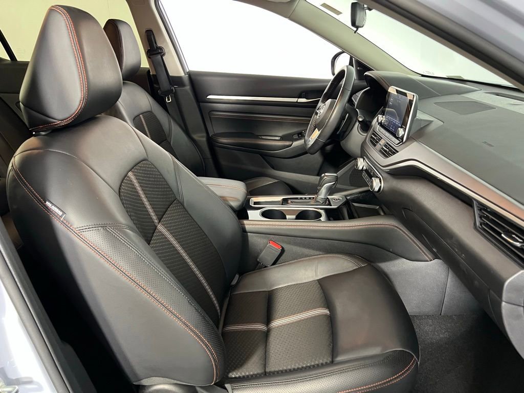 Used 2023 Nissan Altima 2.5 SR image 31