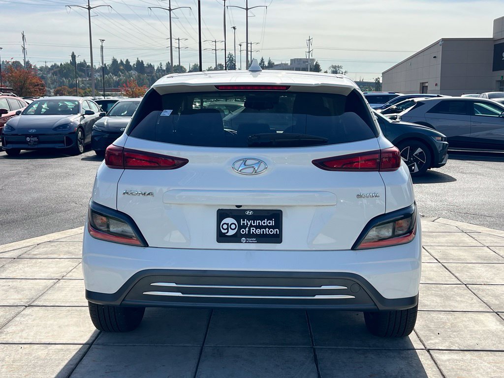 Certified 2023 Hyundai Kona SE FWD image 6