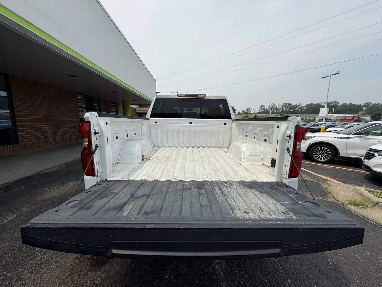 Used 2019 Chevrolet Silverado 1500 LT Trail Boss AWD/4WD image 15