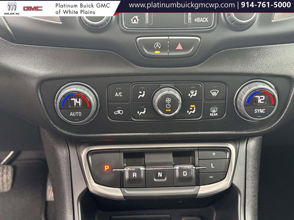 Used 2024 GMC Terrain AT4 image 32