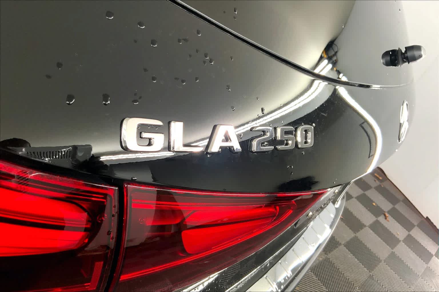 New 2025 Mercedes-Benz GLA 250 4MATIC image 7