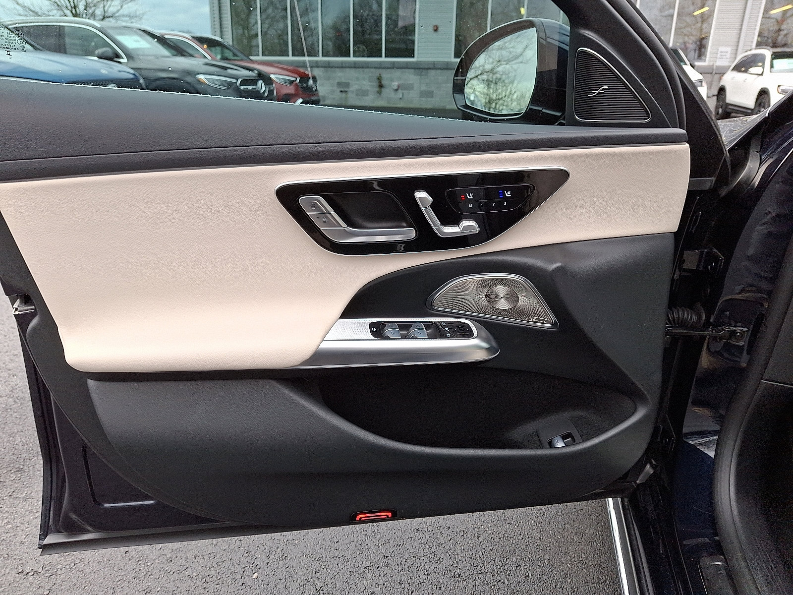 Certified 2025 Mercedes-Benz E 350 4MATIC Sedan image 13