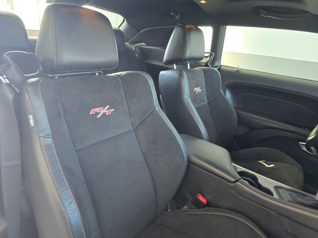 Used 2015 Dodge Challenger R/T Plus image 15