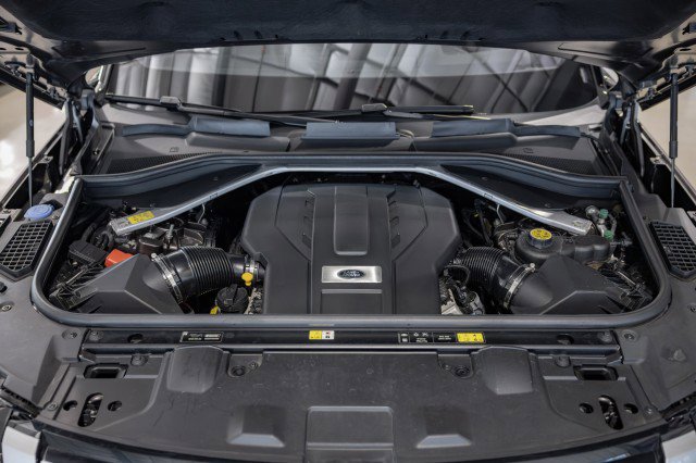 Used 2023 Land Rover Range Rover Long Wheelbase Autobiography image 24