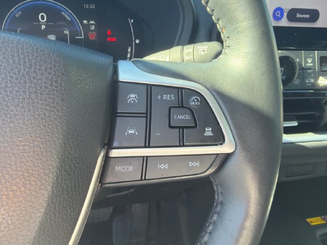 Used 2024 Toyota Grand Highlander AWD Hybrid image 22