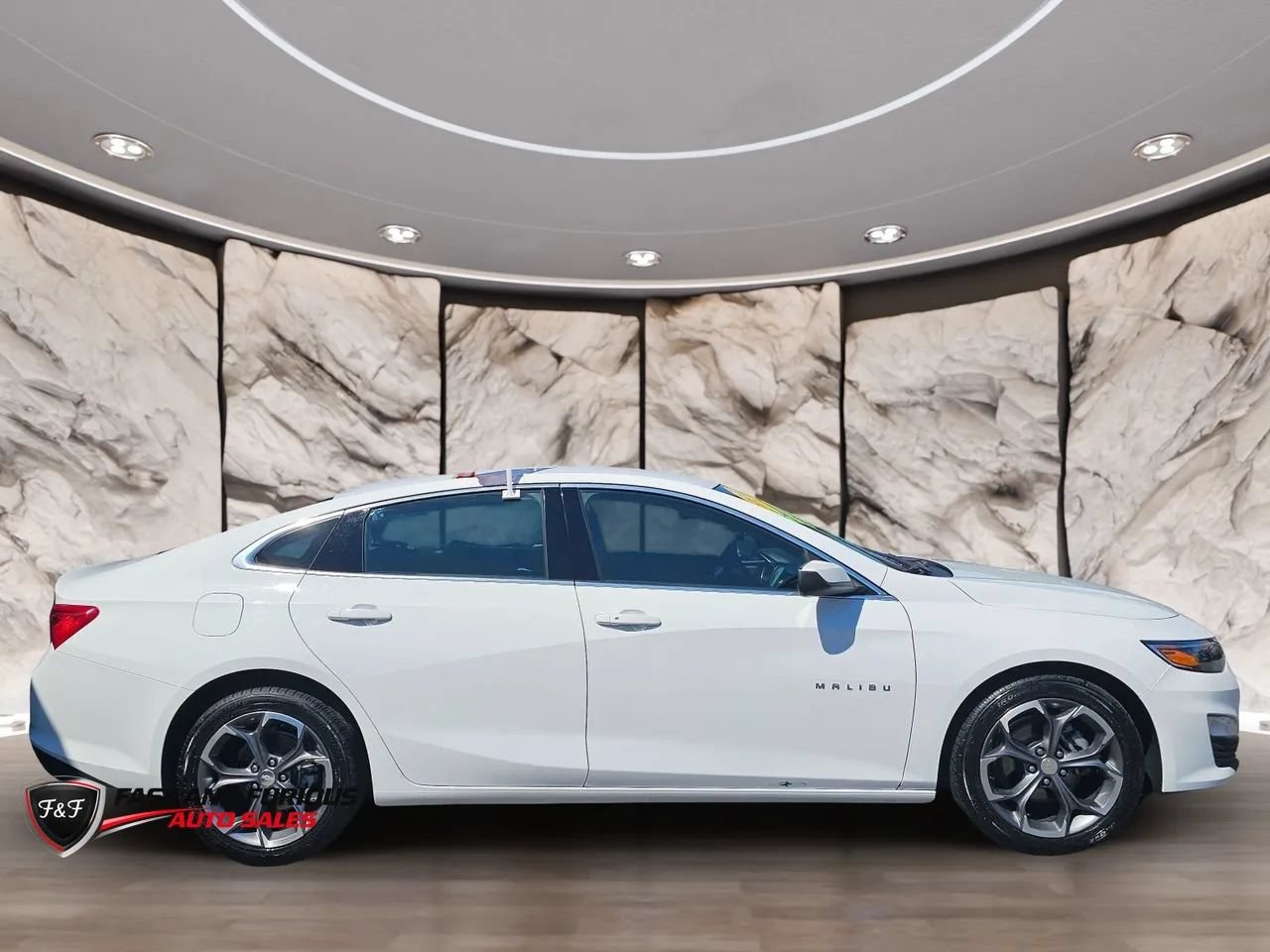 Used 2024 Chevrolet Malibu LT FWD image 4