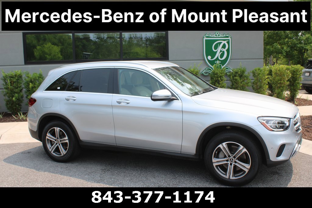 Used 2022 Mercedes-Benz GLC 300 4MATIC w/ Driver Assistance Package image 2