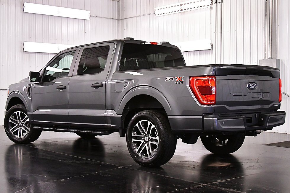 Used 2023 Ford F150 XL w/ STX Appearance Package image 5