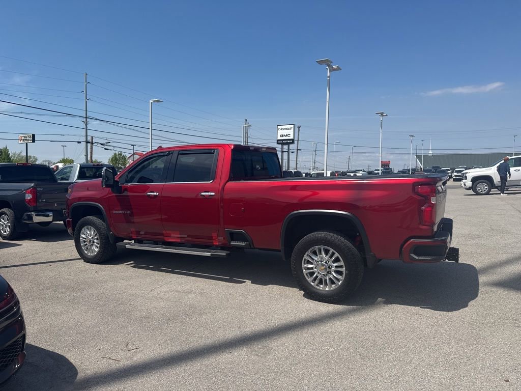 Used 2022 Chevrolet Silverado 3500 High Country w/ Z71 Off-Road Package image 4